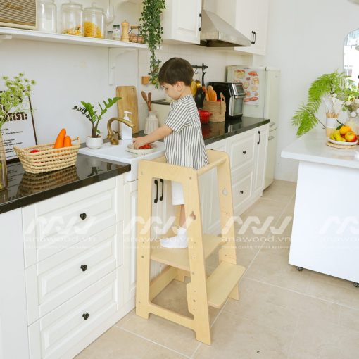 Tháp hỗ trợ thay đổi được chiều cao EC027